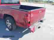 2010 Chevrolet Colorado 1LT z VIN 1GCESCD93A8100185, wystawiony jako IAAI lot #41471766 z przebiegiem 196 946 mil mil oraz . Historia ofert i sprzedaży dostępna na DreamBid. Obrazek 6.