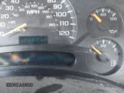 ✅ 2005 Chevrolet Silverado 2500HD Work Truck • VIN: 1GCHK23235F803038 • Lot: 43192366. Wystawiony na IAAI z przebiegiem 266 626 mil. Bezpłatny archiwum sprzedaży aukcyjnych z USA i szczegółowy raport historii pojazdu na DreamBid. Zdjęcie 16.