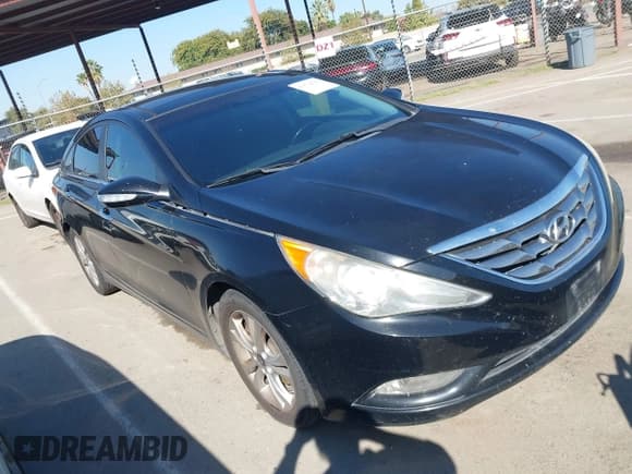 ✅ 2013 Hyundai Sonata SE • VIN: 5NPEC4AC3DH639219 • Лот: 43574012. Опубликован ранее на IAAI с пробегом 155 566 миль. Бесплатный доступ к архиву аукционных продаж из США и подробный отчёт об истории автомобиля на DreamBid. Изображение 1.