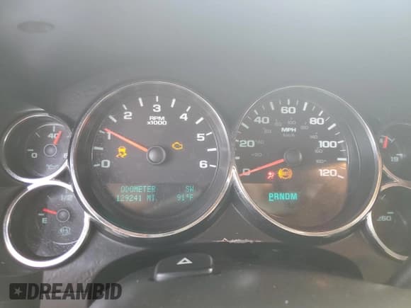 ✅ 2013 Chevrolet Silverado 1500 LT • VIN: 1GCRKSE72DZ329433 • Lot: 67240634. Listed on Copart with 129,241 mi. Free auction sales archive from the USA and detailed vehicle history report at DreamBid. Image 9.