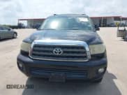 ✅ 2010 Toyota Sequoia SR5 • VIN: 5TDZM5G13AS002430 • Лот: 42128187. Опубликован ранее на IAAI с пробегом 230 817 миль. Бесплатный доступ к архиву аукционных продаж из США и подробный отчёт об истории автомобиля на DreamBid. Изображение 12.