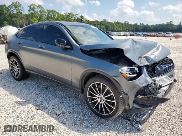 ✅ 2021 Mercedes-Benz GLC 300 • VIN: W1N0J8EB0MG003783 • Lot: 80531585. Listed on Copart with 47,620 mi. Free auction sales archive from the USA and detailed vehicle history report at DreamBid. Image 4.