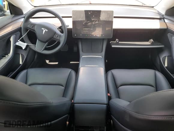 ✅ 2022 Tesla Model 3 Long Range • VIN: 5YJ3E1EBXNF333183 • Lot: 55330045. Wystawiony na Copart z przebiegiem 25 888 mil. Bezpłatny archiwum sprzedaży aukcyjnych z USA i szczegółowy raport historii pojazdu na DreamBid. Zdjęcie 8.