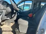 ✅ 2015 Ford Transit XLT • VIN: 1FBZX2ZMXFKB27506 • Lot: 43822972. Wystawiony na IAAI z przebiegiem 133 632 mil. Bezpłatny archiwum sprzedaży aukcyjnych z USA i szczegółowy raport historii pojazdu na DreamBid. Zdjęcie 18.