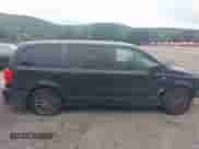 2014 Dodge Grand Caravan SXT z VIN 2C4RDGCG7ER450769, wystawiony jako IAAI lot #42731156 z przebiegiem 85 908 mil mil oraz . Historia ofert i sprzedaży dostępna na DreamBid. Obrazek 13.