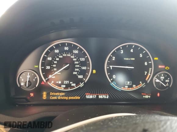 ✅ 2017 BMW X4 xDrive28i • VIN: 5UXXW3C54H0R23419 • Lot: 48313013. Wystawiony na Copart z przebiegiem 102 617 mil. Bezpłatny archiwum sprzedaży aukcyjnych z USA i szczegółowy raport historii pojazdu na DreamBid. Zdjęcie 9.