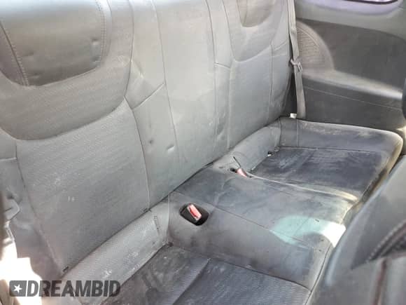 ✅ 2013 Hyundai Genesis Coupe Track • VIN: KMHHU6KJ6DU100386 • Лот: 80402595. Опубликован ранее на Copart с пробегом 116 352 миль. Бесплатный доступ к архиву аукционных продаж из США и подробный отчёт об истории автомобиля на DreamBid. Изображение 10.