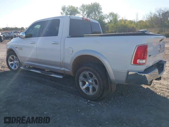✅ 2014 Ram 1500 Laramie • VIN: 1C6RR7NT1ES309553 • Lot: 43333568. Wystawiony na IAAI z przebiegiem 172 680 mil. Bezpłatny archiwum sprzedaży aukcyjnych z USA i szczegółowy raport historii pojazdu na DreamBid. Zdjęcie 3.