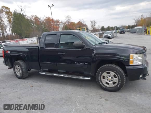 2009 Chevrolet Silverado 1500 LT с VIN 1GCEK29J69Z293841, выставлен на аукционе IAAI как лот 43540118 с пробегом 128 939 миль миль и . История ставок и продаж доступна на DreamBid. Изображение 13.