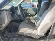 ✅ 2003 Chevrolet S-10 • VIN: 1GCCS19H938183538 • Лот: 52413985. Опубликован ранее на Copart с пробегом Не указан. Бесплатный доступ к архиву аукционных продаж из США и подробный отчёт об истории автомобиля на DreamBid. Изображение 7.