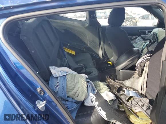 ✅ 2016 Hyundai Veloster Turbo Rally Edition • VIN: KMHTC6AE9GU261031 • Lot: 47221725. Wystawiony na Copart z przebiegiem Nie podano. Bezpłatny archiwum sprzedaży aukcyjnych z USA i szczegółowy raport historii pojazdu na DreamBid. Zdjęcie 10.