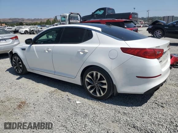 ✅ 2015 Kia Optima SX Turbo • VIN: 5XXGR4A69FG511695 • Lot: 62382285. Listed on Copart with 114,796 mi. Free auction sales archive from the USA and detailed vehicle history report at DreamBid. Image 2.