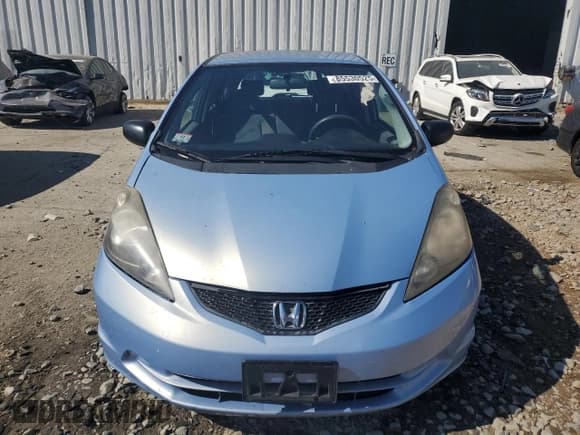 ✅ 2009 Honda Fit • VIN: JHMGE88279S056618 • Lot: 85530525. Listed on Copart with 117,815 mi. Free auction sales archive from the USA and detailed vehicle history report at DreamBid. Image 5.
