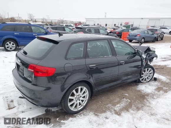✅ 2011 Audi A3 Premium Plus • VIN: WAUMFAFM5BA069955 • Лот: 41166786. Опубликован ранее на IAAI с пробегом 160 135 миль. Бесплатный доступ к архиву аукционных продаж из США и подробный отчёт об истории автомобиля на DreamBid. Изображение 4.