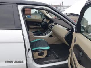 ✅ 2015 Land Rover Range Rover Evoque Pure Premium • VIN: SALVR2BG3FH037368 • Lot: 43796010. Wystawiony na IAAI z przebiegiem 119 994 mil. Bezpłatny archiwum sprzedaży aukcyjnych z USA i szczegółowy raport historii pojazdu na DreamBid. Zdjęcie 5.