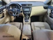 ✅ 2017 Nissan Rogue SL • VIN: JN8AT2MV4HW269872 • Lot: 91907225. Wystawiony na Copart z przebiegiem 80 289 mil. Bezpłatny archiwum sprzedaży aukcyjnych z USA i szczegółowy raport historii pojazdu na DreamBid. Zdjęcie 8.