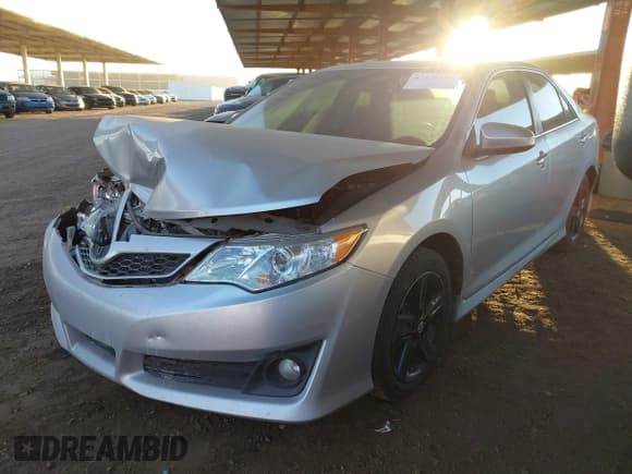 ✅ 2013 Toyota Camry XLE • VIN: 4T1BF1FK3DU661005 • Lot: 43577177. Wystawiony na IAAI z przebiegiem 201 394 mil. Bezpłatny archiwum sprzedaży aukcyjnych z USA i szczegółowy raport historii pojazdu na DreamBid. Zdjęcie 17.