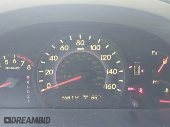 ✅ 2006 Honda Odyssey EX • VIN: 5FNRL38436B049808 • Lot: 43620222. Wystawiony na IAAI z przebiegiem 268 773 mil. Bezpłatny archiwum sprzedaży aukcyjnych z USA i szczegółowy raport historii pojazdu na DreamBid. Zdjęcie 7.