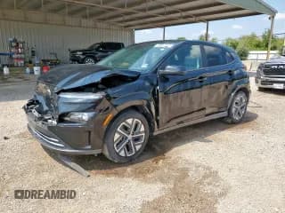 ✅ 2023 Hyundai Kona SEL • VIN: KM8K33AG8PU193476 • Лот: 81195325. Опубликован ранее на Copart с пробегом 65 987 миль. Бесплатный доступ к архиву аукционных продаж из США и подробный отчёт об истории автомобиля на DreamBid. Изображение 1.