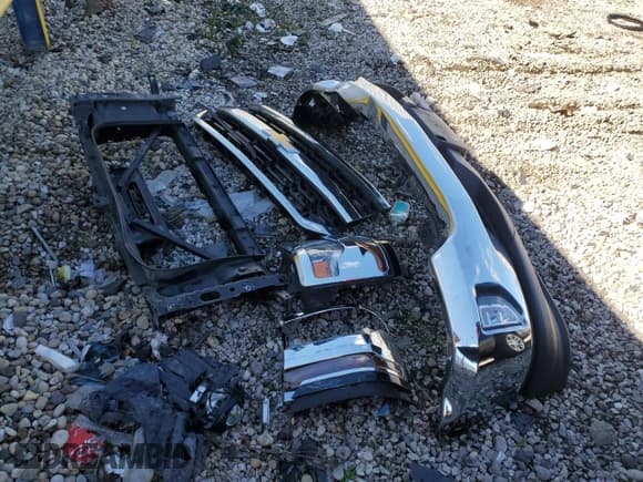 ✅ 2016 Chevrolet Silverado 1500 LT • VIN: 1GCVKREC6GZ245334 • Лот: 75837664. Опубликован ранее на Copart с пробегом 122 204 миль. Бесплатный доступ к архиву аукционных продаж из США и подробный отчёт об истории автомобиля на DreamBid. Изображение 12.