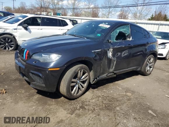 ✅ 2011 BMW X6 M • VIN: 5YMGZ0C52BLK13777 • Лот: 54040125. Опубликован ранее на Copart с пробегом Не указан. Бесплатный доступ к архиву аукционных продаж из США и подробный отчёт об истории автомобиля на DreamBid. Изображение 1.