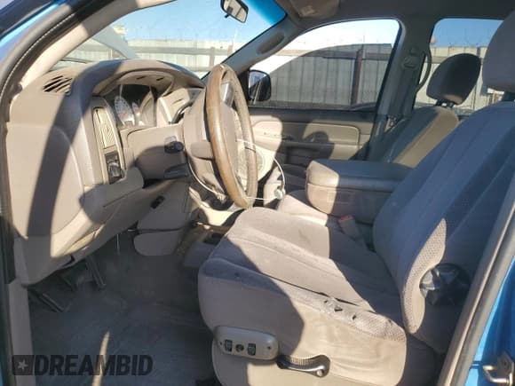 ✅ 2004 Dodge 1500 SLT • VIN: 1D7HU18D94S662339 • Лот: 92194735. Опубликован ранее на Copart с пробегом 155 764 миль. Бесплатный доступ к архиву аукционных продаж из США и подробный отчёт об истории автомобиля на DreamBid. Изображение 7.