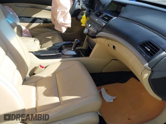 ✅ 2011 Honda Accord EX-L • VIN: 1HGCS2B8XBA007168 • Lot: 41469258. Wystawiony na IAAI z przebiegiem 202 527 mil. Bezpłatny archiwum sprzedaży aukcyjnych z USA i szczegółowy raport historii pojazdu na DreamBid. Zdjęcie 5.