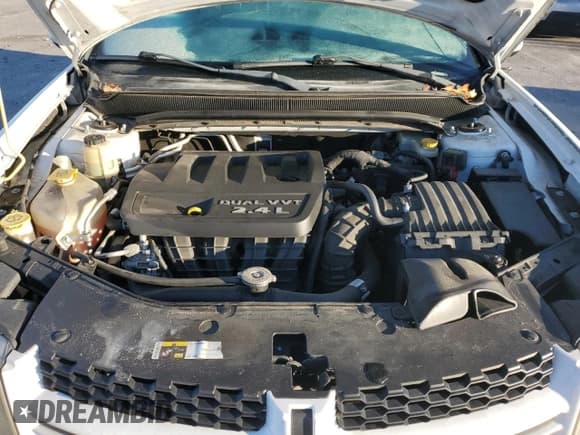 ✅ 2013 Dodge Avenger SXT • VIN: 1C3CDZCBXDN772876 • Лот: 84328264. Опубликован ранее на Copart с пробегом 155 995 миль. Бесплатный доступ к архиву аукционных продаж из США и подробный отчёт об истории автомобиля на DreamBid. Изображение 11.