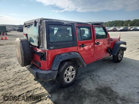 ✅ 2018 Jeep Wrangler Unlimited Sport RHD • VIN: 1C4BJWKG4JL817829 • Lot: 71281795. Wystawiony na Copart z przebiegiem 207 723 mil. Bezpłatny archiwum sprzedaży aukcyjnych z USA i szczegółowy raport historii pojazdu na DreamBid. Zdjęcie 2.