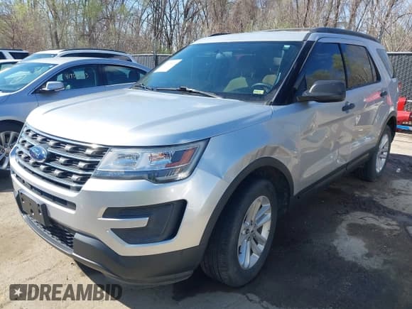 ✅ 2017 Ford Explorer • VIN: 1FM5K7B80HGD75686 • Лот: 41908973. Опубликован ранее на IAAI с пробегом 122 525 миль. Бесплатный доступ к архиву аукционных продаж из США и подробный отчёт об истории автомобиля на DreamBid. Изображение 2.