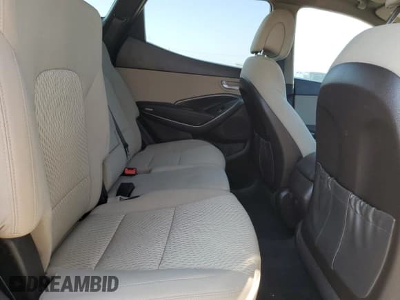 ✅ 2017 Hyundai Santa Fe 2.4L • VIN: 5NMZTDLB4HH032335 • Лот: 41216304. Опубликован ранее на Copart с пробегом 77 536 миль. Бесплатный доступ к архиву аукционных продаж из США и подробный отчёт об истории автомобиля на DreamBid. Изображение 12.