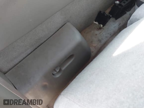 ✅ 2000 GMC Sonoma SLS 1SE • VIN: 1GTCS1449Y8105403 • Lot: 41629195. Listed on IAAI with 234,069 mi. Free auction sales archive from the USA and detailed vehicle history report at DreamBid. Image 8.