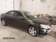 ✅ 2010 Pontiac G6 1SB • VIN: 1G2ZA5E01A4146884 • Lot: 43697975. Wystawiony na IAAI z przebiegiem 154 889 mil. Bezpłatny archiwum sprzedaży aukcyjnych z USA i szczegółowy raport historii pojazdu na DreamBid. Zdjęcie 1.