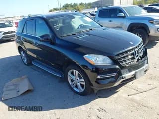 ✅ 2014 Mercedes-Benz M 350 • VIN: 4JGDA2EB0EA286014 • Lot: 43904875. Wystawiony na IAAI z przebiegiem 183 664 mil. Bezpłatny archiwum sprzedaży aukcyjnych z USA i szczegółowy raport historii pojazdu na DreamBid. Zdjęcie 1.