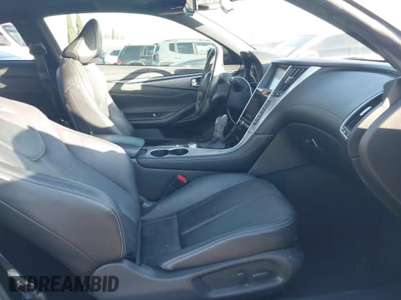 ✅ 2017 Infiniti Q60 Premium • VIN: JN1CV7EK8HM111114 • Lot: 41323754. Listed on IAAI with 95,683 mi. Free auction sales archive from the USA and detailed vehicle history report at DreamBid. Image 5.