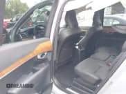 ✅ 2024 Volvo XC90 Plus Bright Theme • VIN: YV4H60CE8R1162004 • Lot: 43026579. Listed on IAAI with 14,201 mi. Free auction sales archive from the USA and detailed vehicle history report at DreamBid. Image 8.