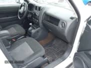 ✅ 2014 Jeep Patriot Latitude • VIN: 1C4NJRFB7ED897883 • Lot: 43846250. Listed on IAAI with 159,065 mi. Free auction sales archive from the USA and detailed vehicle history report at DreamBid. Image 5.