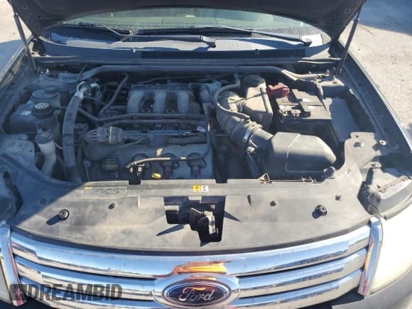 ✅ 2009 Ford Taurus SEL • VIN: 1FAHP24W29G108378 • Lot: 81757405. Wystawiony na Copart z przebiegiem 208 251 mil. Bezpłatny archiwum sprzedaży aukcyjnych z USA i szczegółowy raport historii pojazdu na DreamBid. Zdjęcie 11.