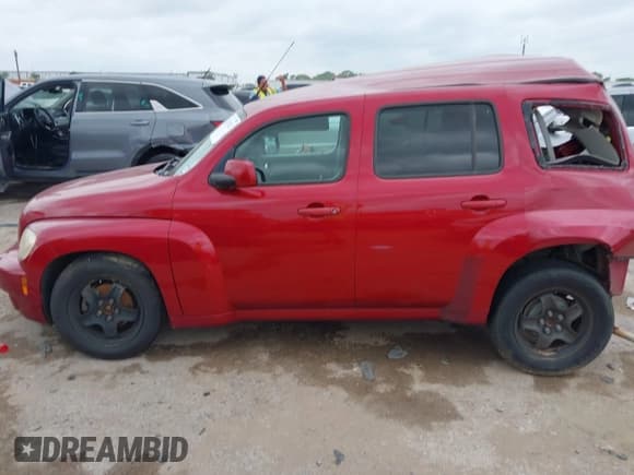 ✅ 2010 Chevrolet HHR 1LT • VIN: 3GNBABDB3AS617326 • Lot: 42124522. Listed on IAAI with 145,072 mi. Free auction sales archive from the USA and detailed vehicle history report at DreamBid. Image 14.