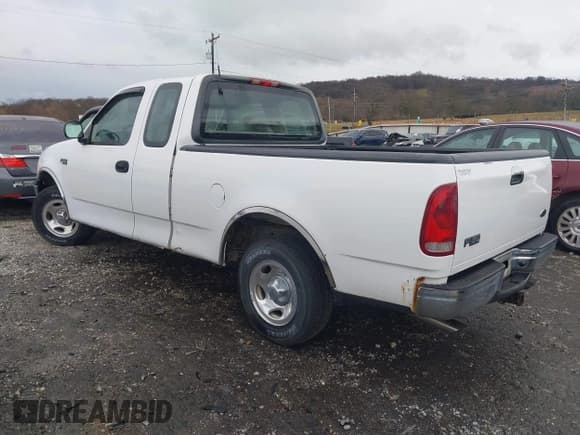 ✅ 2001 Ford F-150 XL • VIN: 1FTZX17271NB97527 • Lot: 43733458. Listed on IAAI with Not provided. Free auction sales archive from the USA and detailed vehicle history report at DreamBid. Image 3.