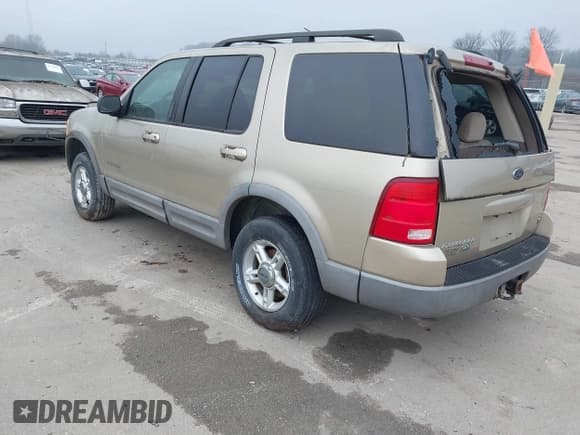 ✅ 2002 Ford Explorer XLT • VIN: 1FMZU73W22ZB31686 • Лот: 43740536. Опубликован ранее на IAAI с пробегом 154 100 миль. Бесплатный доступ к архиву аукционных продаж из США и подробный отчёт об истории автомобиля на DreamBid. Изображение 1.