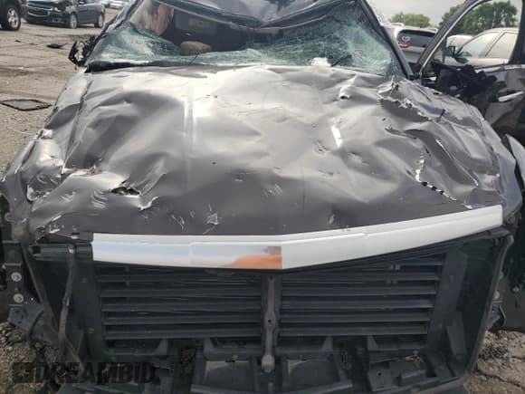 ✅ 2015 Cadillac Escalade Premium • VIN: 1GYS4NKJ3FR539534 • Lot: 69405875. Wystawiony na Copart z przebiegiem Nie podano. Bezpłatny archiwum sprzedaży aukcyjnych z USA i szczegółowy raport historii pojazdu na DreamBid. Zdjęcie 12.