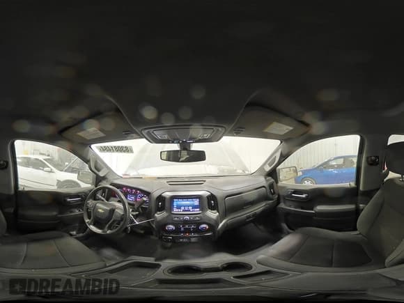 ✅ 2021 Chevrolet Silverado 1500 Custom • VIN: 1GCPYBEH9MZ171784 • Lot: 83081484. Wystawiony na Copart z przebiegiem 94 772 mil. Bezpłatny archiwum sprzedaży aukcyjnych z USA i szczegółowy raport historii pojazdu na DreamBid. Zdjęcie 14.