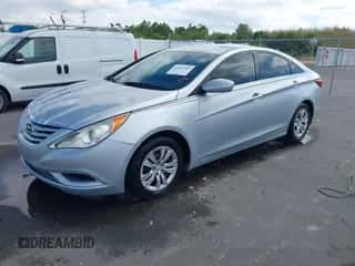2012 Hyundai Sonata GLS with VIN 5NPEB4AC9CH389874, listed as a IAAI auction lot 43211564 with 151,786 mi miles and . Bid and sale history available at DreamBid. Image 2.