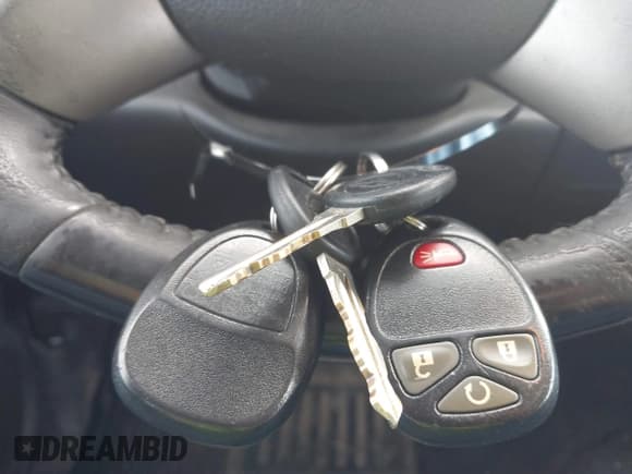 ✅ 2012 Chevrolet Silverado 1500 LT • VIN: 1GCRKSE78CZ261203 • Lot: 43238256. Listed on IAAI with 175,953 mi. Free auction sales archive from the USA and detailed vehicle history report at DreamBid. Image 11.