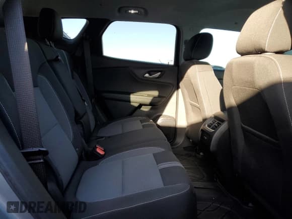 ✅ 2024 Chevrolet Blazer LT • VIN: 3GNKBCR41RS270913 • Lot: 85747155. Listed on Copart with 25,220 mi. Free auction sales archive from the USA and detailed vehicle history report at DreamBid. Image 11.