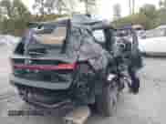 2023 Hyundai Santa Fe SEL z VIN 5NMS24AJ3PH585569, wystawiony jako IAAI lot #42553842 z przebiegiem 21 614 mil mil oraz . Historia ofert i sprzedaży dostępna na DreamBid. Obrazek 4.