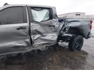 ✅ 2023 Chevrolet Silverado 1500 LT Trail Boss • VIN: 3GCUDFEL0PG225570 • Lot: 43333130. Wystawiony na IAAI z przebiegiem 27 030 mil. Bezpłatny archiwum sprzedaży aukcyjnych z USA i szczegółowy raport historii pojazdu na DreamBid. Zdjęcie 6.