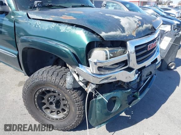 ✅ 2005 GMC Sierra 1500 SLE • VIN: 1GTEK19B55E214552 • Lot: 43475923. Listed on IAAI with 188,902 mi. Free auction sales archive from the USA and detailed vehicle history report at DreamBid. Image 17.