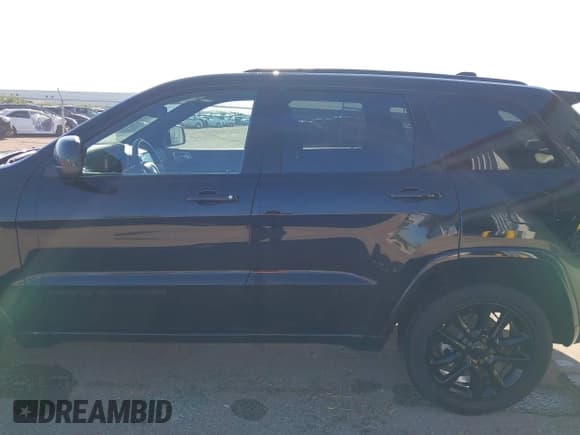 ✅ 2019 Jeep Grand Cherokee Upland • VIN: 1C4RJFAG6KC562778 • Lot: 42623750. Listed on IAAI with 47,218 mi. Free auction sales archive from the USA and detailed vehicle history report at DreamBid. Image 14.